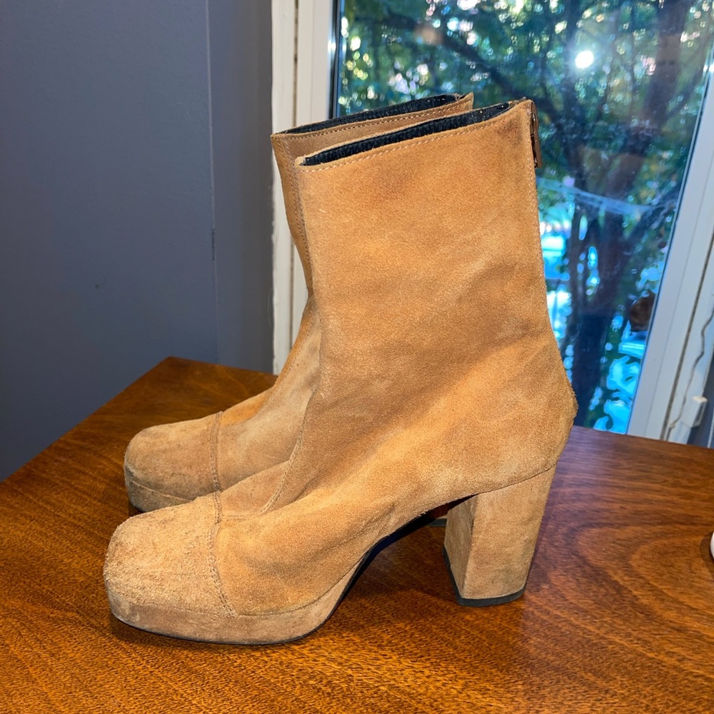 Free people platform 70s booties. Tan suede. Size 7.5.